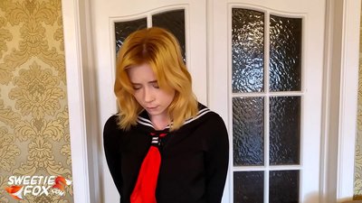 Tatăl vitreg a pedepsit-o aspru pe școlăriță pentru școlarizare proastă - Spanked and Mouthfucked
