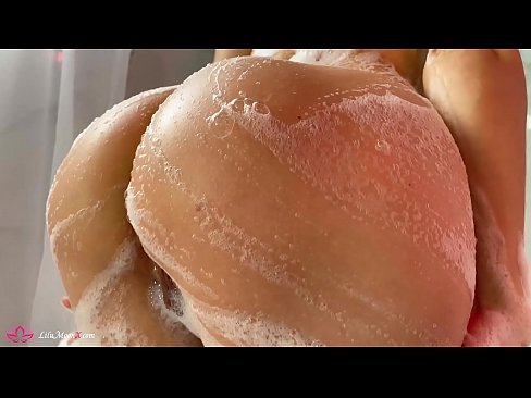 ❤️ Bruneta își masturbează păsărica cu un vibrator până la orgasm intens în duș ❤❌  at ro.com-porn-mz.ru ❌