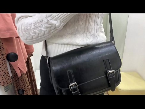 ❤️ Masturbarea în public a tinerei târfe FeralBerry cu un dildo în cabina de probă ❤❌  at ro.com-porn-mz.ru ❌
