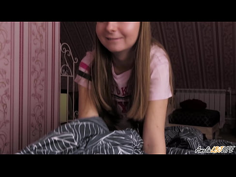 ❤️ Blondina îi suge adânc prietenei ei și primește spermă în gură ❤❌  at ro.com-porn-mz.ru ❌
